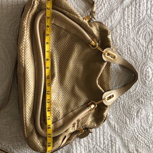 ✨CHLOE PARATAY PERFORATED CREAM LARGE BAG PRE 💓 CONDITION ✨ LOTS OF LIFE LEFT ✨ - Picture 11 of 13